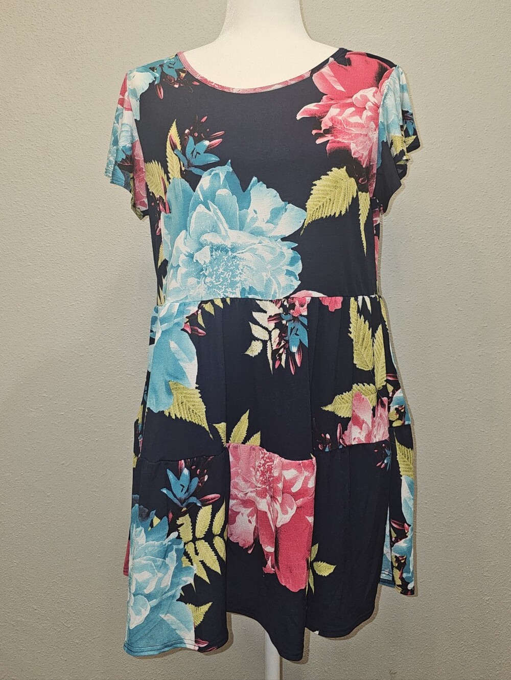 NWOT-Floral Scoop Neck Dress - Navy, Pink & Aqua